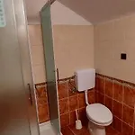 Gostinjska kuća Apartman Oaza Deli *
